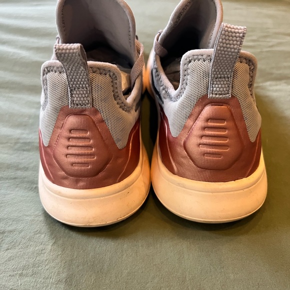 Nike Free running shoes size 9 - Picture 2 of 7